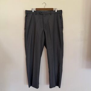 Croft & Barrow Men’s Gray Machine Washable Dress Slacks 38x30 Business Casual